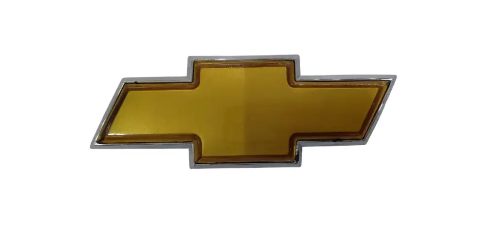 EMBLEMA TRASERO CHEVROLET AVEO 2006-2010